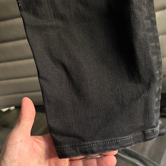 7 For All Mankind - Picture 11 of 13